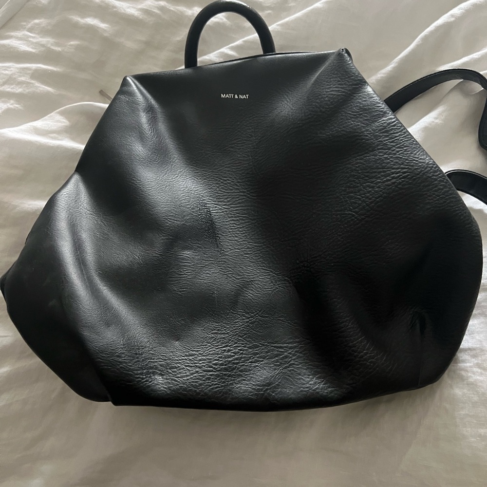 Matt & Nat vegan leather black bag backpack purse